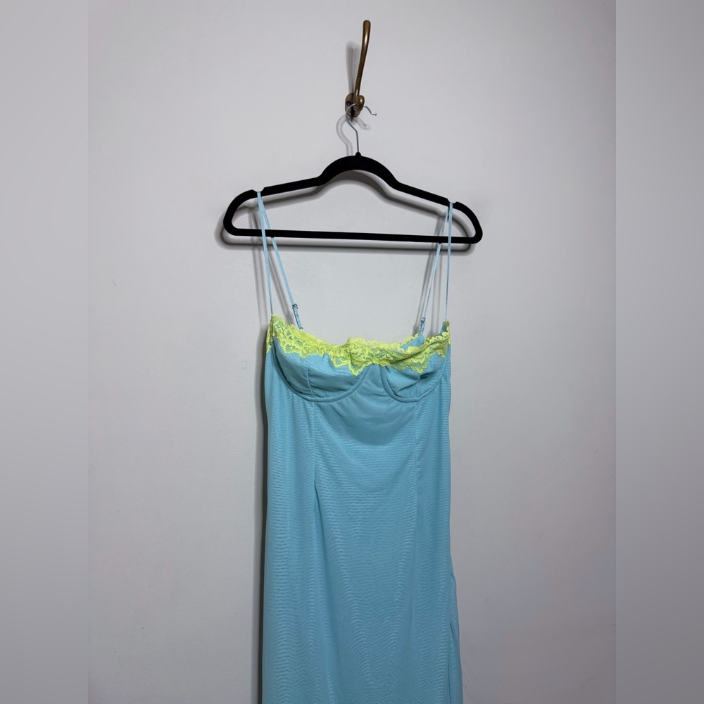 House of CB Aiza Ocean Blue Contrast Lace Maxi Dress Large - Picture 5 of 11